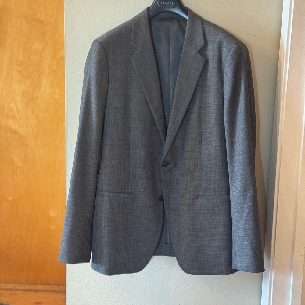 Theory Charcoal Gray Men's Suit